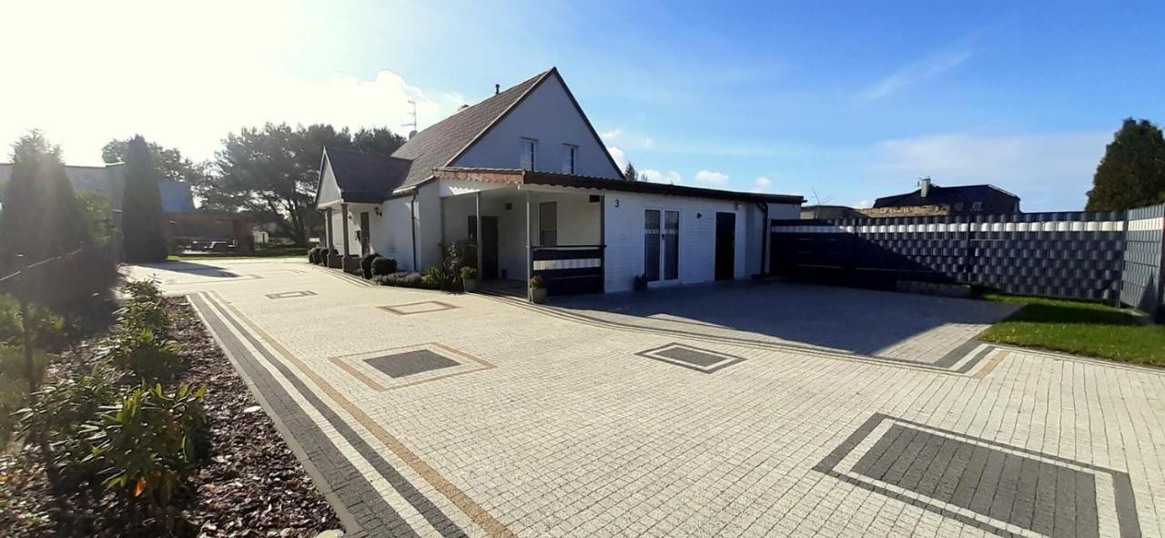 Marinka Grzybowo Hotel กชึชโบโว ภายนอก รูปภาพ